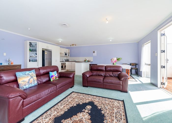  at 23 Pooks Road, Ranui, Auckland