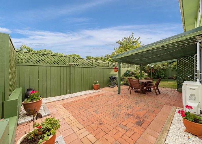  at 15 Maple Grove, Maungaraki, Lower Hutt
