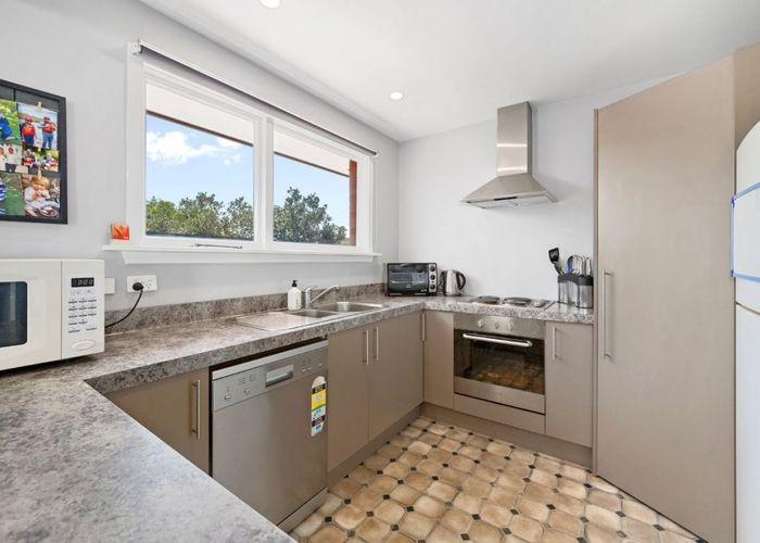  at 6 Oakhampton Street, Hornby, Christchurch