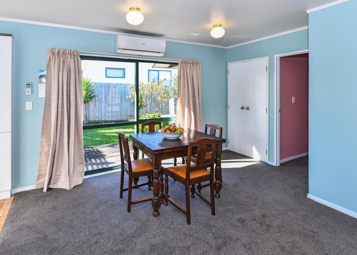  at 8 Wai Iti Place, Clendon Park, Auckland