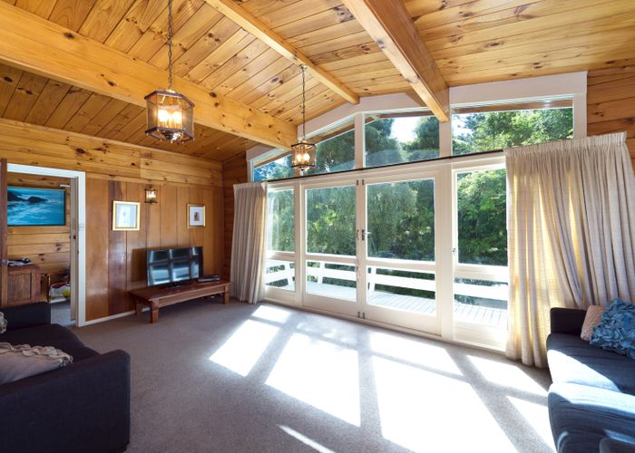  at 8 Highfield Place, Lynmore, Rotorua