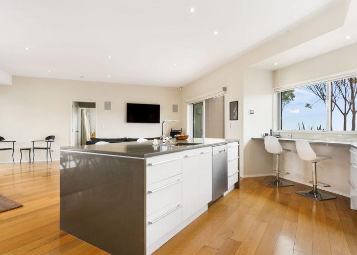  at 18 Old Barrow Heights, Huntsbury, Christchurch City, Canterbury