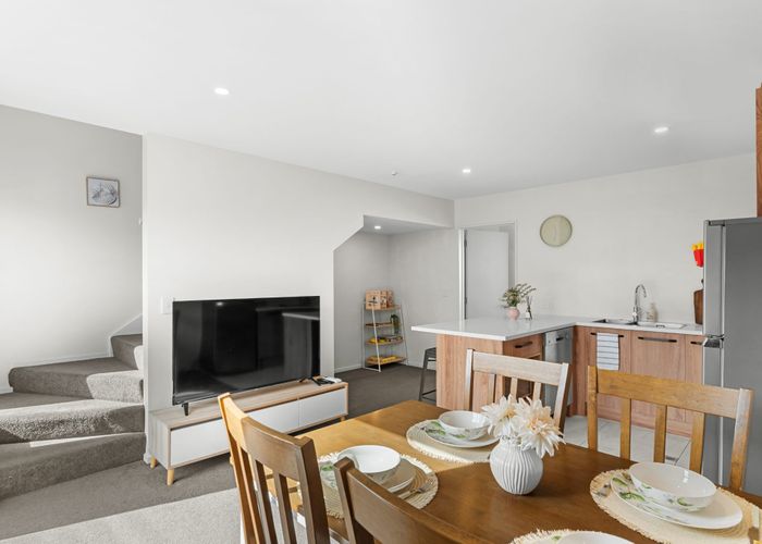  at 2/294 Hereford Street, City Centre, Christchurch City, Canterbury