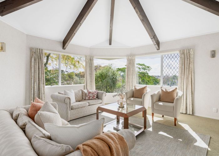  at 37 Amanda Avenue, Dinsdale, Hamilton