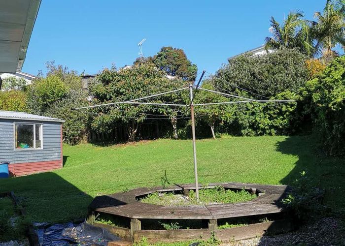  at 26 Salamanca Road, Sunnynook, North Shore City, Auckland