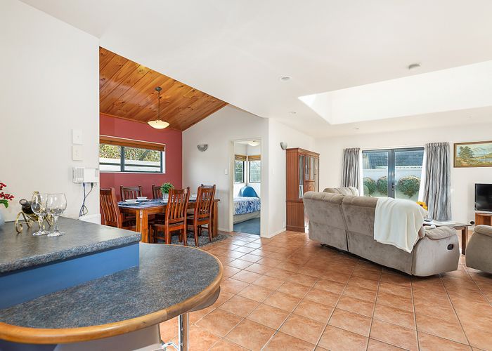  at 13 Holden Avenue, Holdens Bay, Rotorua