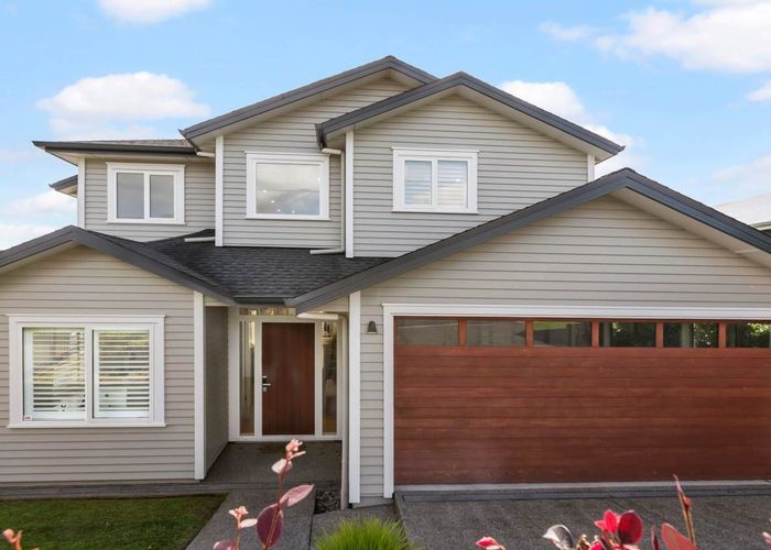  at 27 St Michaels Avenue, Point Chevalier, Auckland