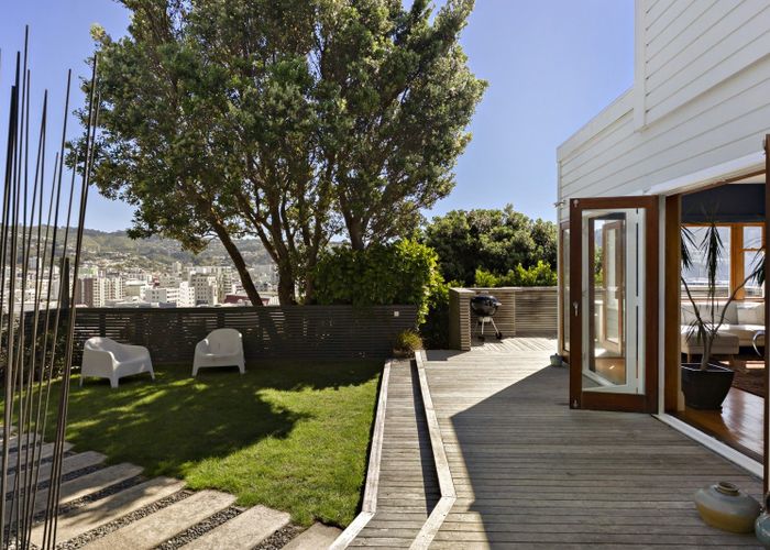  at 10 Earls Terrace, Mount Victoria, Wellington, Wellington