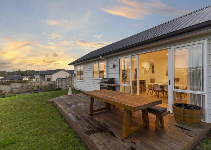  at 20 Angiangi Crescent, Beachlands, Auckland