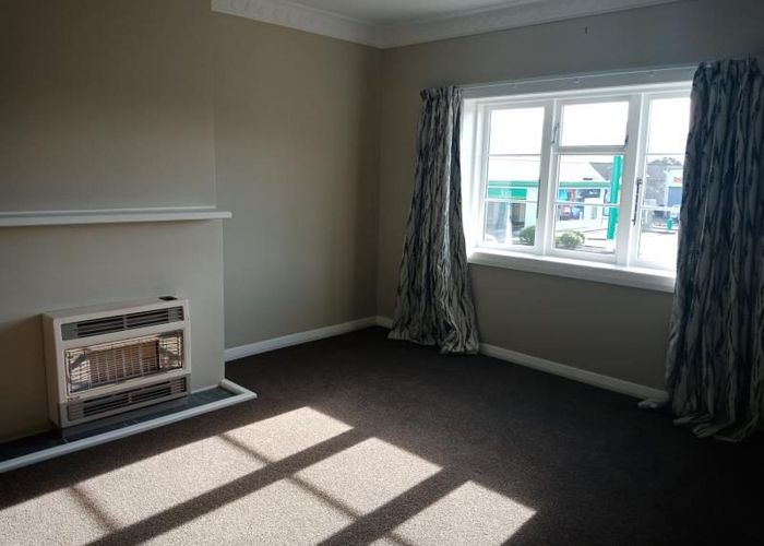  at 79 Whites Line East, Waiwhetu, Lower Hutt, Wellington