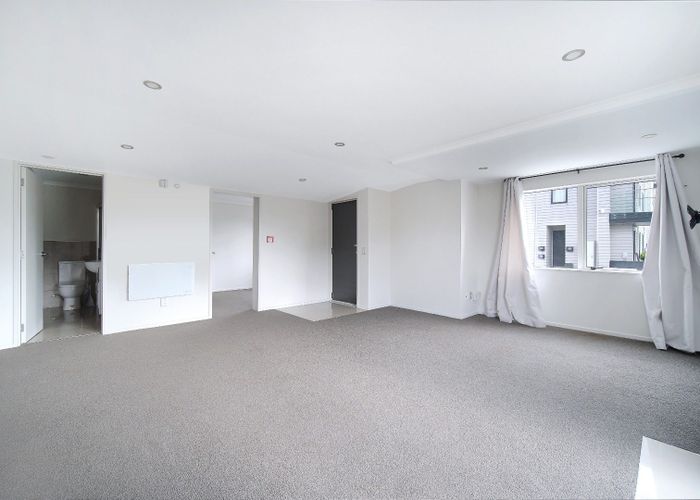  at 4 Wallson Crescent, Wiri, Manukau City, Auckland