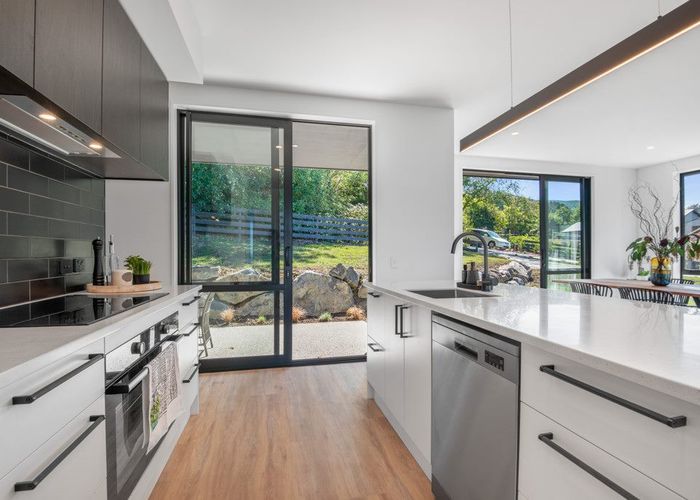  at 7 Redwoods Lane, Helensburgh, Dunedin