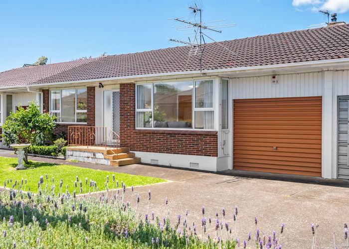  at 2/84 Trafalgar Street, Onehunga, Auckland