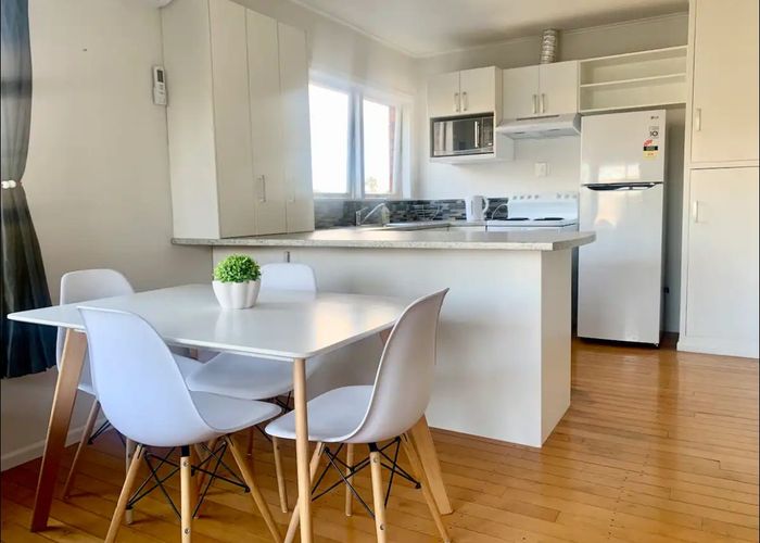  at 1/22 Margaret Place, Milford, Auckland