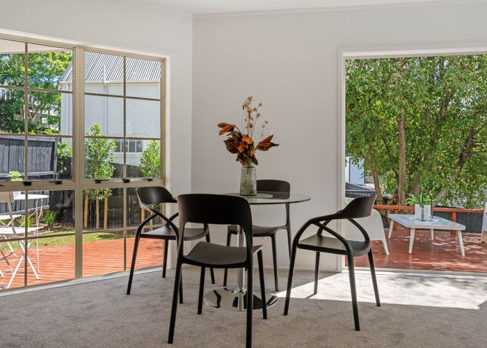  at 2/2 Marua Road, Ellerslie, Auckland City, Auckland