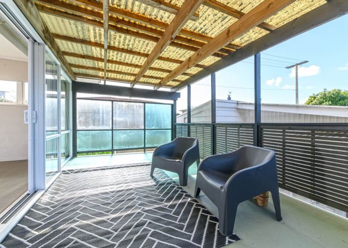  at 57 Forrest Hill Road, Milford, Auckland