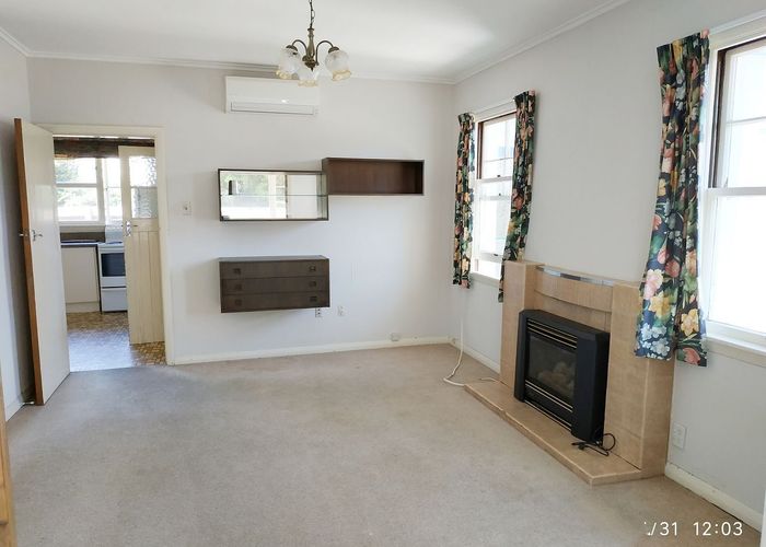  at 147 Avonhead Road, Avonhead, Christchurch City, Canterbury