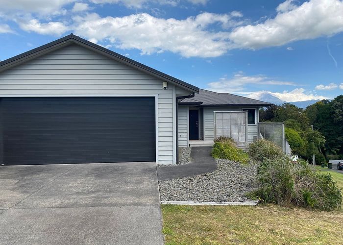  at 15 Wicksteed Street, Vogeltown, New Plymouth, Taranaki