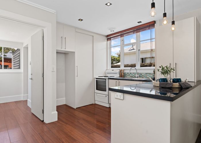  at 20 Milton Street, Somerfield, Christchurch