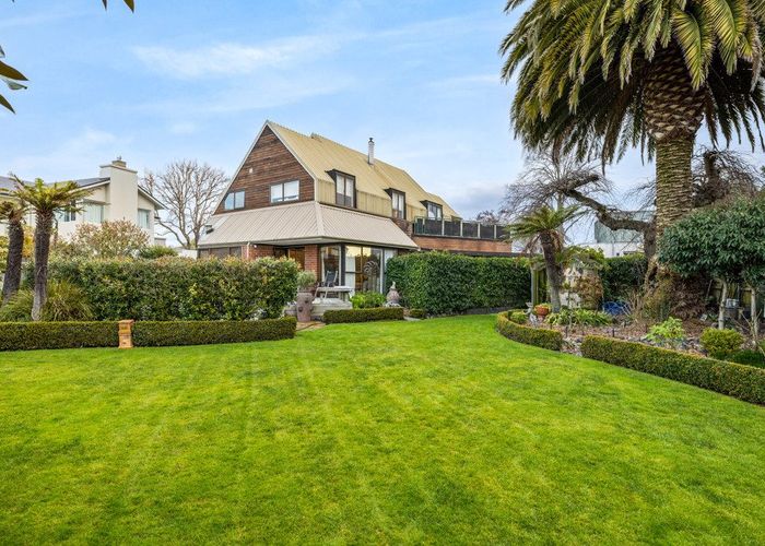  at 40 Browns Road, St. Albans, Christchurch City, Canterbury