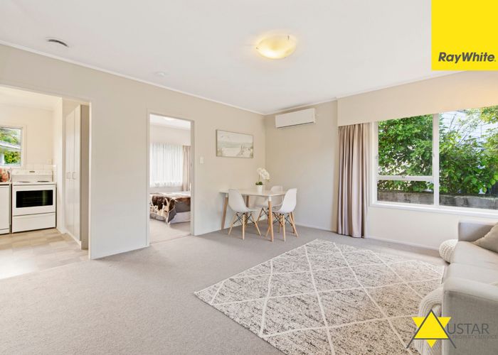  at 2a Ravenwood Drive, Forrest Hill, North Shore City, Auckland