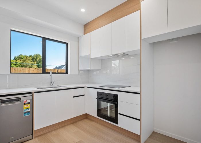 at 140E Weymouth Road, Manurewa, Manukau City, Auckland