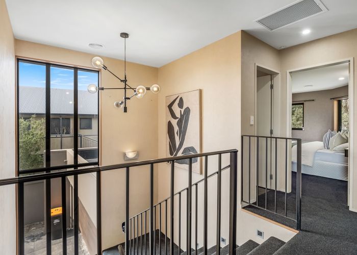  at 52 Ruapehu Drive, Fitzherbert, Palmerston North, Manawatu / Whanganui