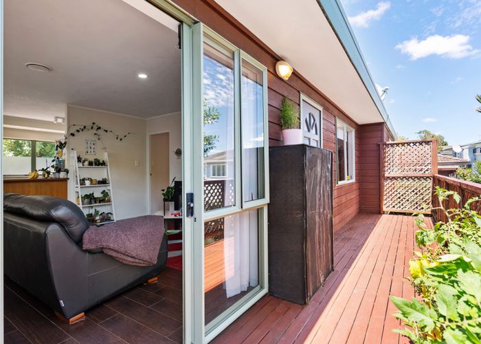  at 2/4 Gibraltar Street, Howick, Manukau City, Auckland