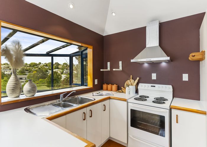  at 44B Knightsbridge Drive, Forrest Hill, North Shore City, Auckland