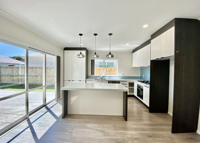  at 70 Donegal Park Drive, Flat Bush, Auckland