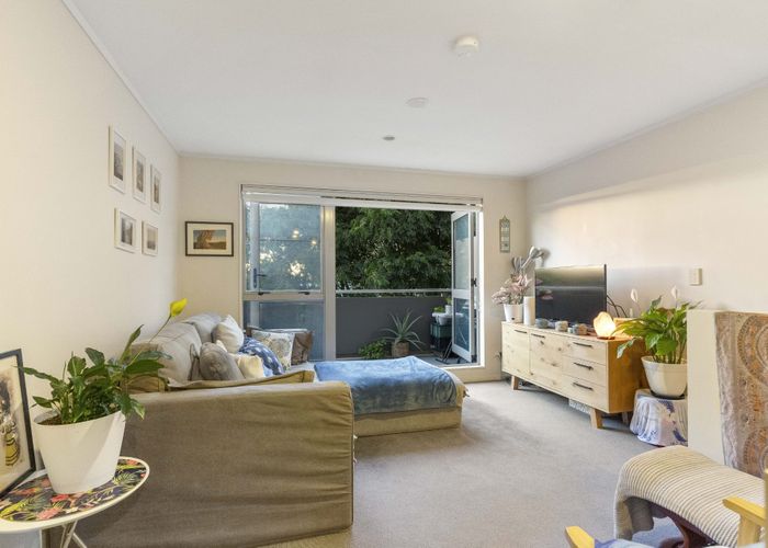  at 314/26 Morningside Drive, Morningside, Auckland