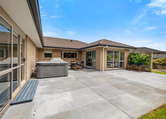  at 27 Redwood Crescent, Hurdon, New Plymouth