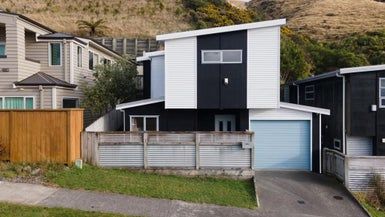  at 40A Erlestoke Crescent, Churton Park, Wellington