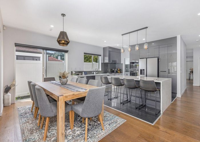  at 1 Lloyd Avenue, Papatoetoe, Manukau City, Auckland