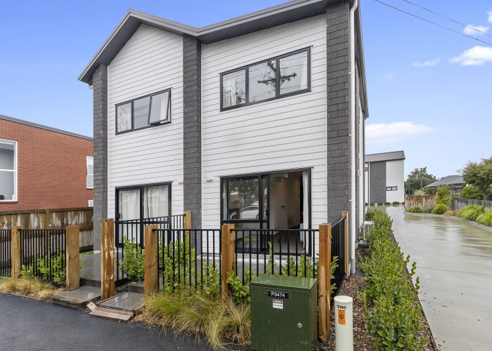  at 2/17 Lyon Street, Frankton, Hamilton