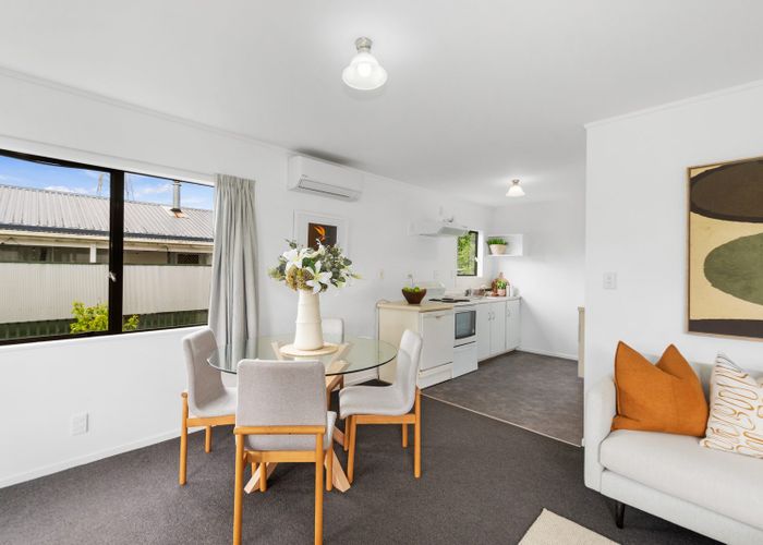  at 4B Grainger Road, Te Atatu South, Waitakere City, Auckland