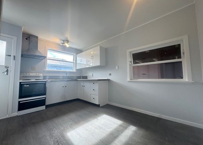  at 129/2 Martin St, Wallaceville, Upper Hutt, Wellington