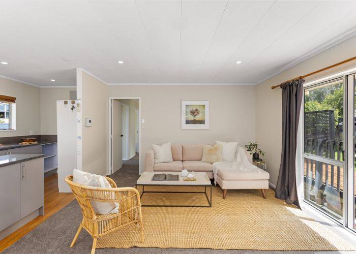  at 1/8 Helena Street, Massey, Auckland