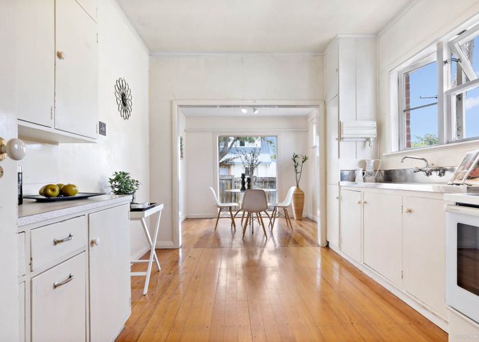  at 84 Webster Avenue, Mount Roskill, Auckland