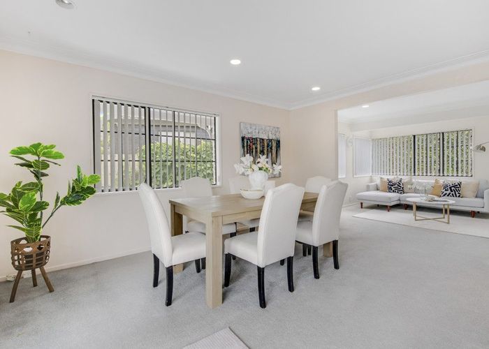  at 9 St Lucia Place, Unsworth Heights, North Shore City, Auckland