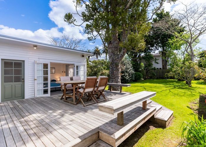  at 186 Campbell Road, Greenlane, Auckland