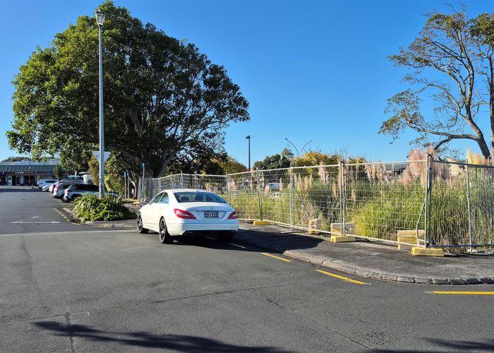  at 16 Fencible Drive, Howick, Manukau City, Auckland