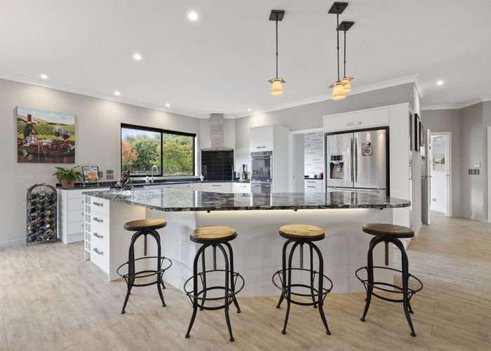  at 35 Stonebrook Lane, Kelvin Grove, Palmerston North