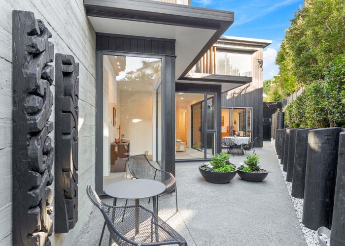  at 352D Beach Road, Mairangi Bay, Auckland
