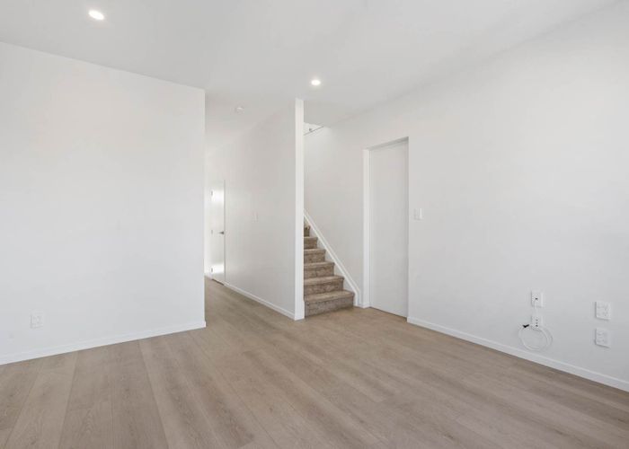  at Lot 2/29 Raglan Street, Mangere East, Manukau City, Auckland