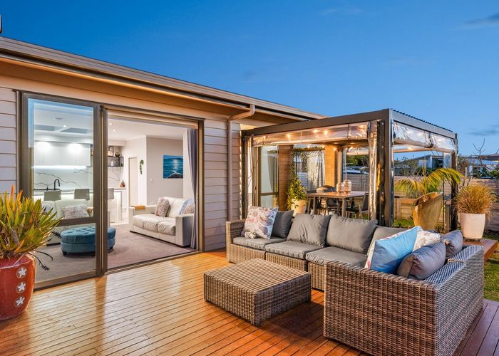  at 6 Taranui Way, Paraparaumu Beach, Paraparaumu