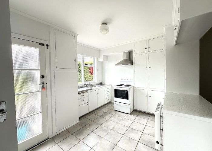  at 2/53 Hamilton Rd, Herne Bay, Auckland City, Auckland