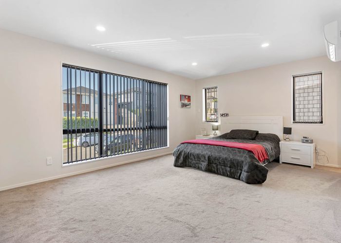  at 39 Hangahai Road, Flat Bush, Auckland