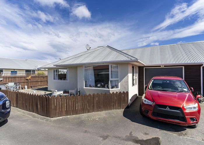  at 4/217 Oxford Street, South Dunedin, Dunedin, Otago