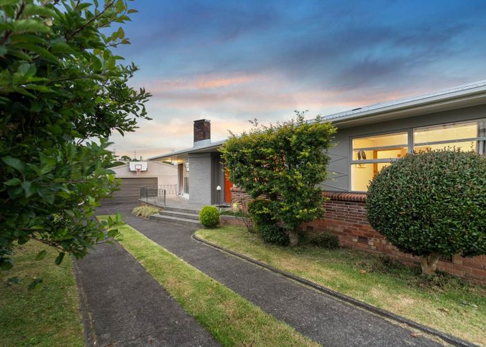  at 24 Boundary Road, Blockhouse Bay, Auckland City, Auckland